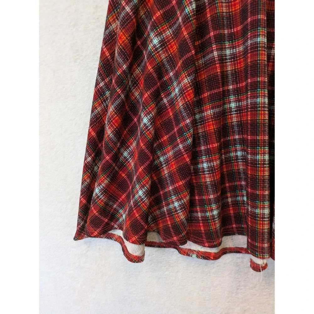 JM Fleurette Circle Skirt Women's Small Red‎ Plaid Tartan Academic Flare Knee